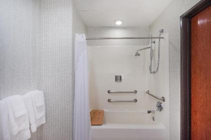 Holiday Inn Express Bloomsburg Hotel - image 12