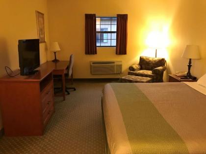 Motel 6-Bloomsburg PA - image 2