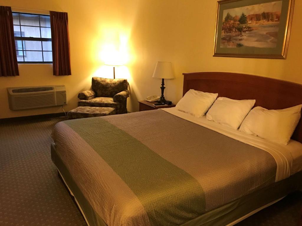 Motel 6-Bloomsburg PA - image 3