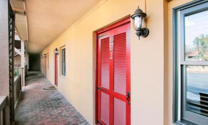 Ridgeway Inn - Blowing Rock - image 11