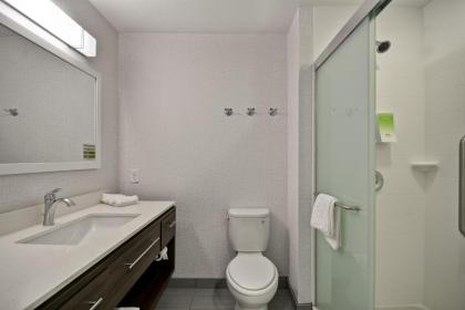 Home2 Suites By Hilton Blue Ash Cincinnati - image 9