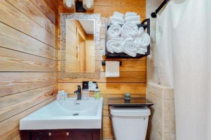 Creekside Haven - image 4