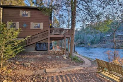 Warm and Rustic Fishing Abode with Toccoa River Access - image 12