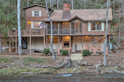 Warm and Rustic Fishing Abode with Toccoa River Access - image 14