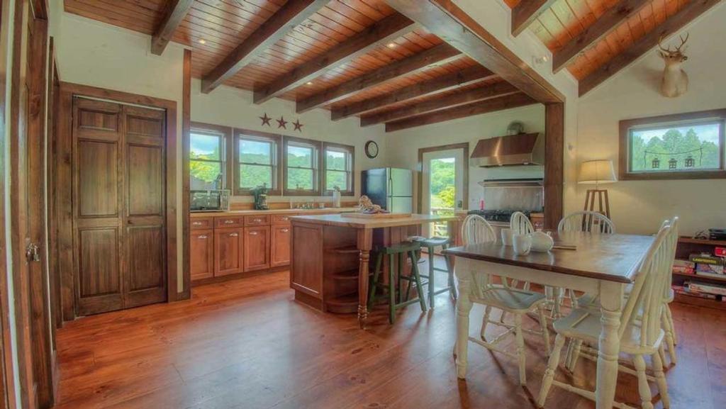 Noontootla Cottage by Escape to Blue Ridge - image 6