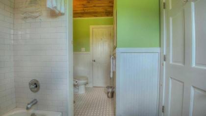 Noontootla Cottage by Escape to Blue Ridge - image 9