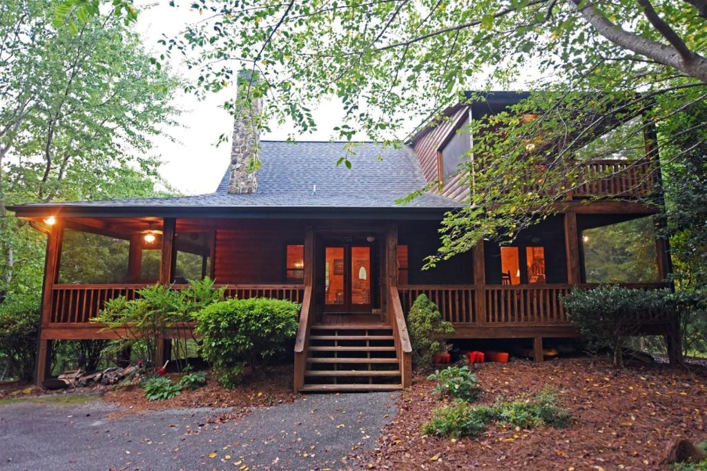 Bearly A Care At Aska- Blue Ridge - main image
