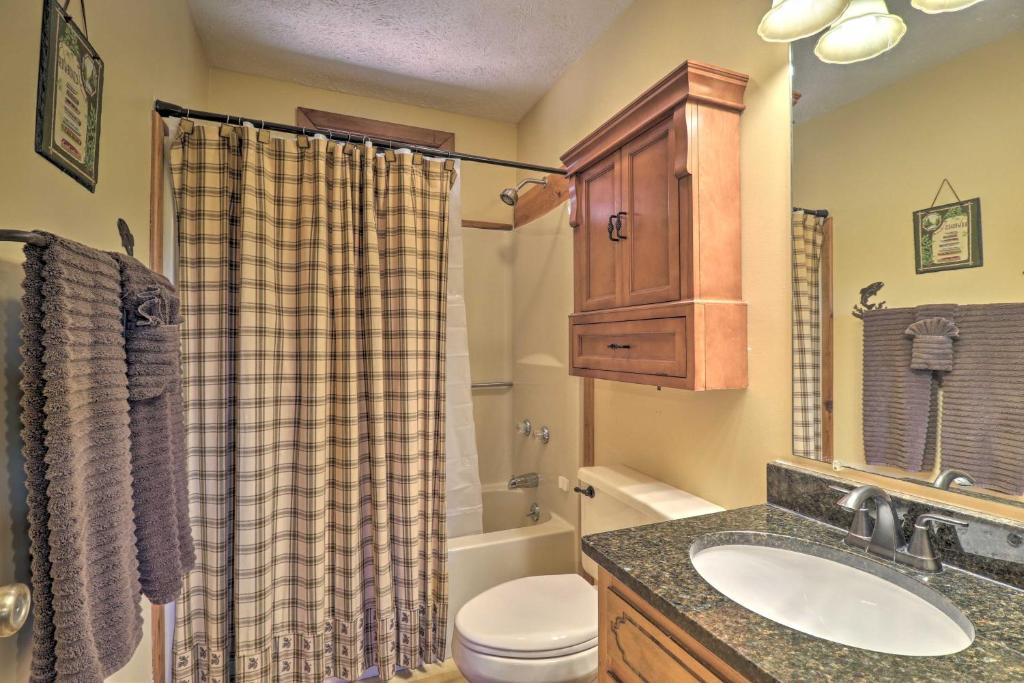 Escape City with Wildgoose Retreat in Blue Ridge! - image 2