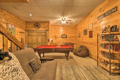 Peaceful Forest Escape with Game Room and Hot Tub - image 16