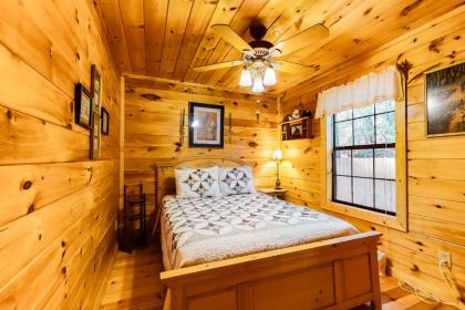 Lazy Bear Lodge - image 13
