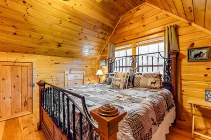 Lazy Bear Lodge - image 8