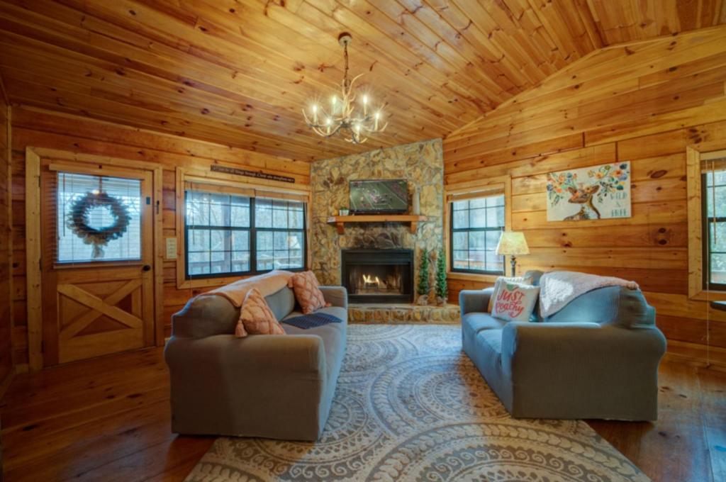 Just Peachy by Escape to Blue Ridge - image 6