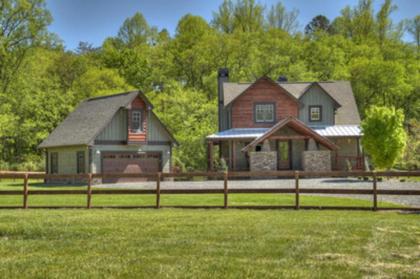 Firefly Farmhouse by Escape to Blue Ridge - image 6