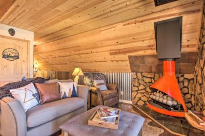 Creekside Blue Ridge Cabin with Decks and Grill Blue Ridge Georgia