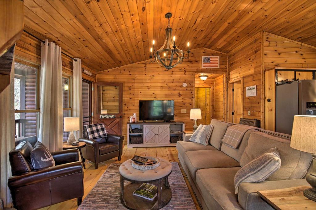 Outdoor Lovers Haven in the Blue Ridge Mtns! - image 5