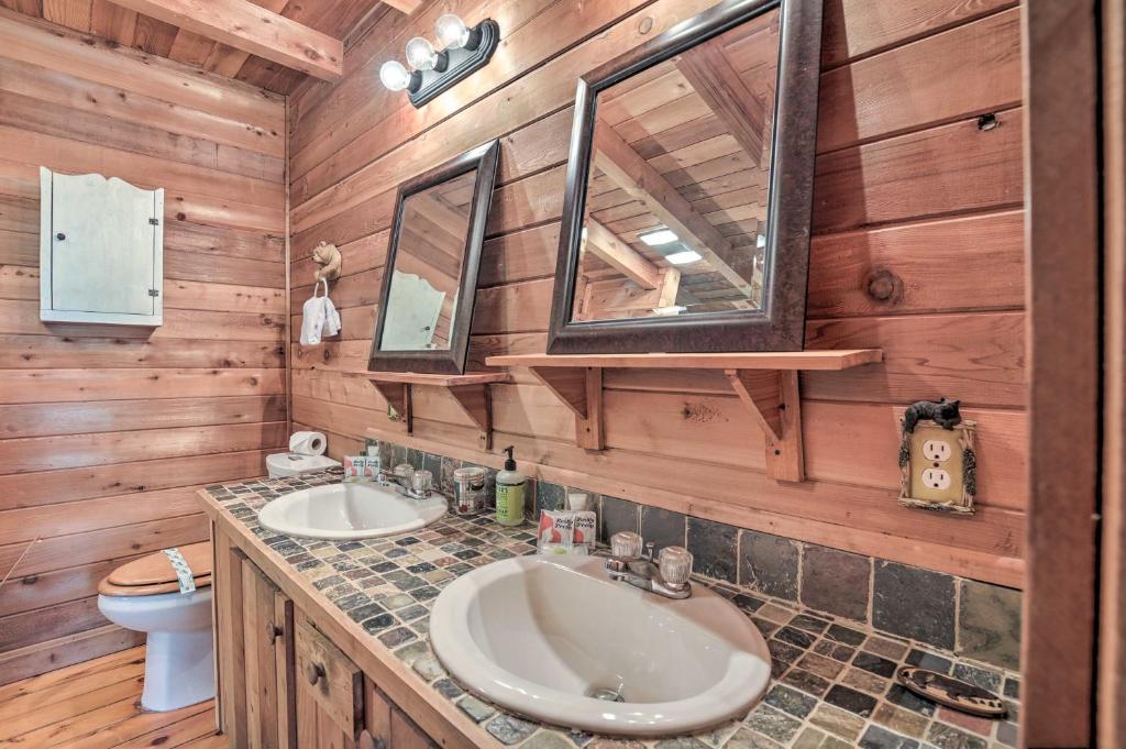 Secluded Mtn Escape with Game Room and Fire Pit! - image 2