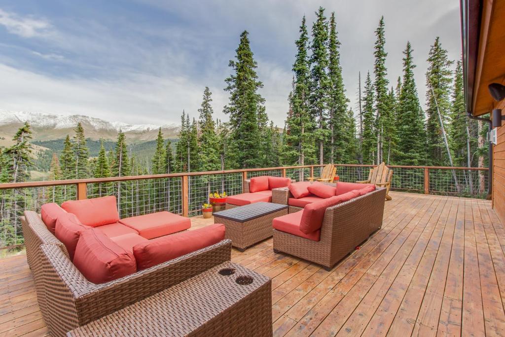 Northstar Lodge - main image