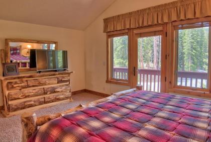 Moose Meadow Retreat - image 13