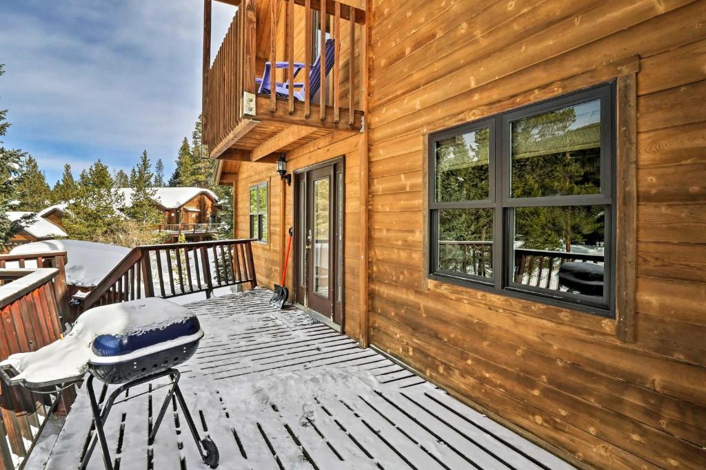 Rustic Breckenridge Cabin with Private Hot Tub! - image 2