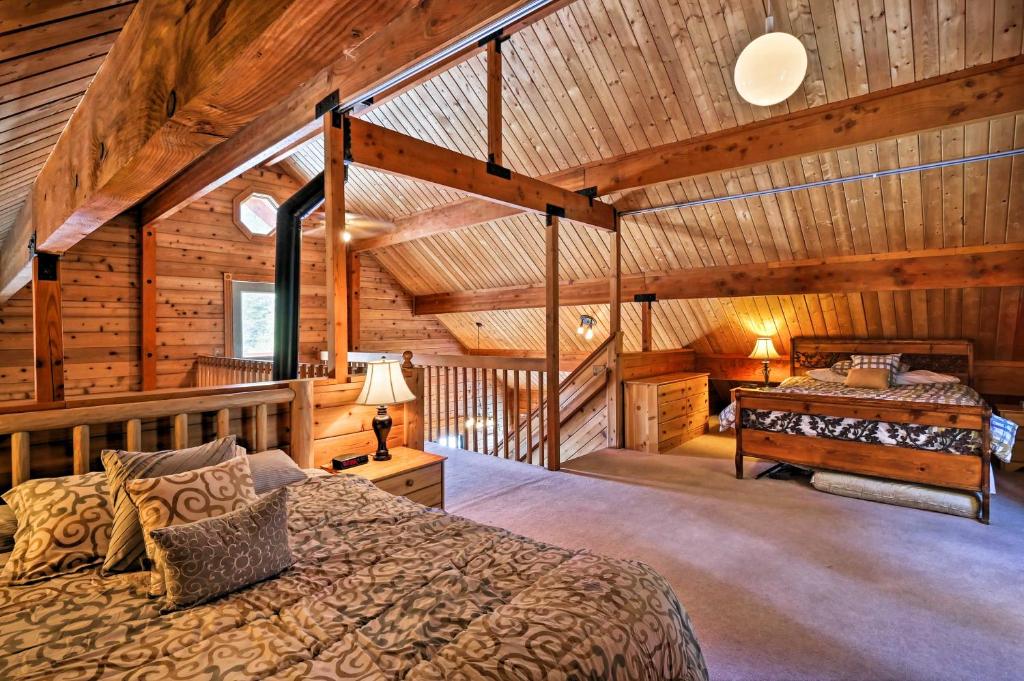 Rustic Breckenridge Cabin with Private Hot Tub! - image 4