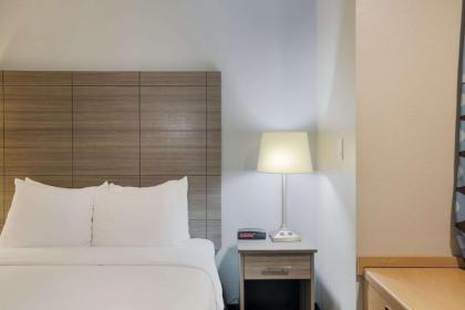 Quality Inn & Suites Blue Springs - Kansas City - image 12