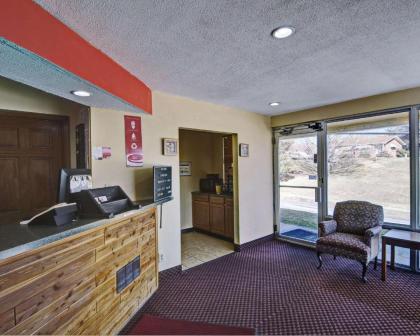Econo Lodge Near Bluefield College - image 11