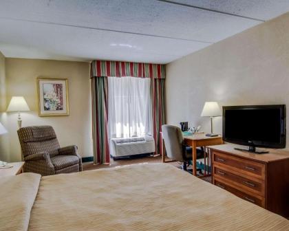 Quality Hotel and Conference Center - image 11