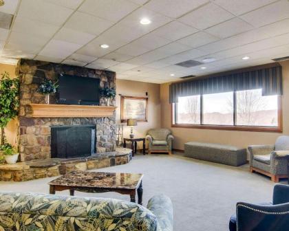 Quality Hotel and Conference Center - image 3
