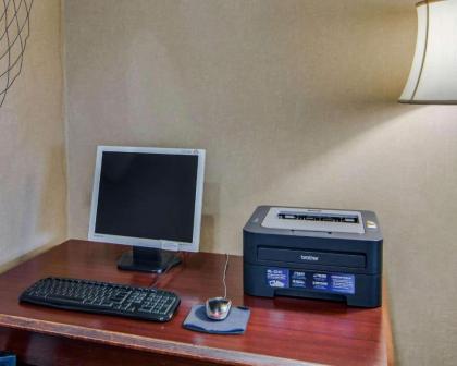 Quality Hotel and Conference Center - image 8