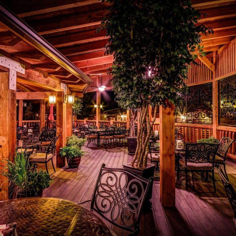 Desert Rose Resort & Cabins - image 3