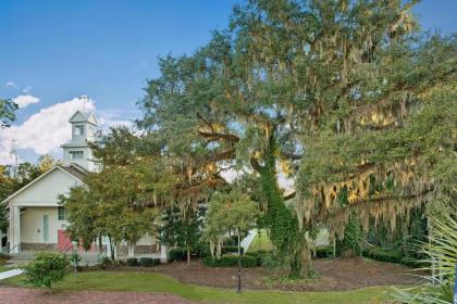 Old Town Bluffton Inn - image 10