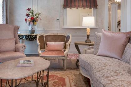 Old Town Bluffton Inn - image 7