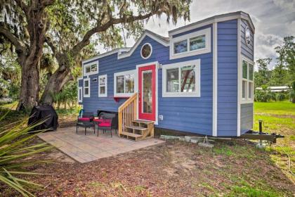 Waterfront Tiny House with Private Dock and Golf Cart! - image 12