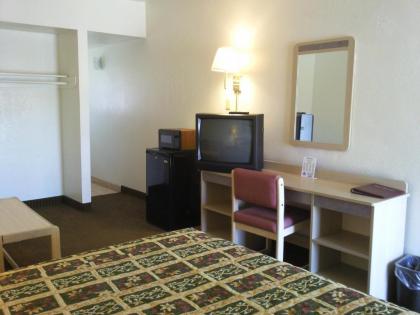 Travelodge by Wyndham Blythe - image 14