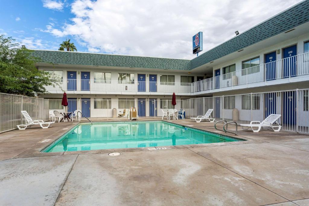 Motel 6-Blythe CA - image 4