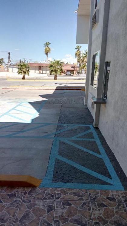 Motel 6-Blythe CA - South - image 8