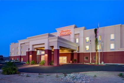 Hampton Inn & Suites Blythe CA