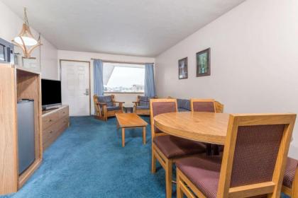 Knights Inn Boardman - image 5