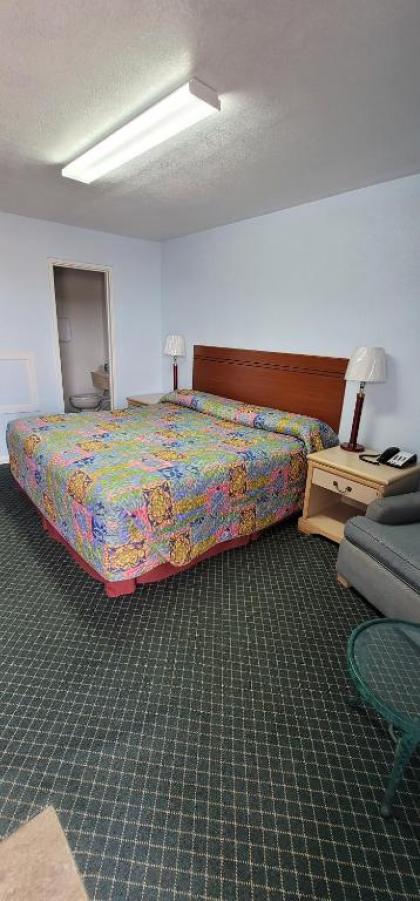 Longhorn Motel Boise City - image 3