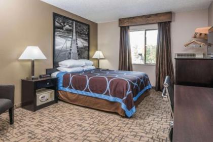 Super 8 by Wyndham Boise - image 2