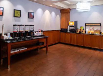 Hampton Inn & Suites Boise/Spectrum - image 3
