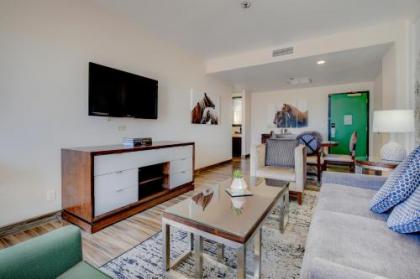 The Grove Hotel - image 5