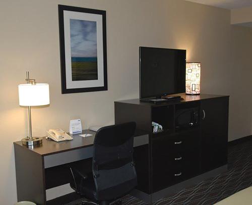 Holiday Inn Express Boise Downtown an IHG Hotel - image 2