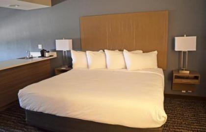 Red Lion Inn & Suites Boise Airport - image 2