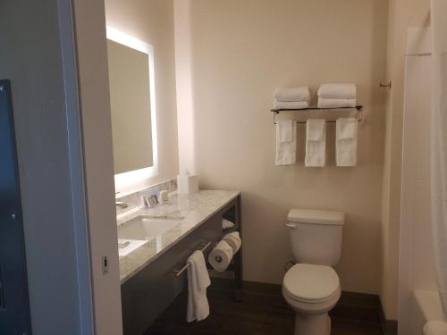 Simple Suites Boise Airport - main image
