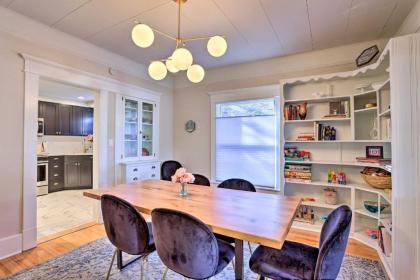 Vintage-Chic Home with Patio - Walk to Hyde Park! - image 7