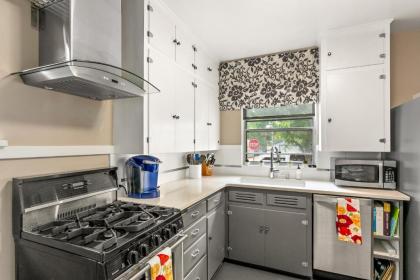North End Cottage - image 12