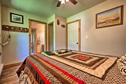 Cozy Countryside Cabin in Robie Creek Park! - image 14