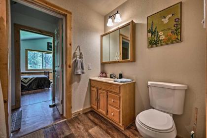 Cozy Countryside Cabin in Robie Creek Park! - image 16