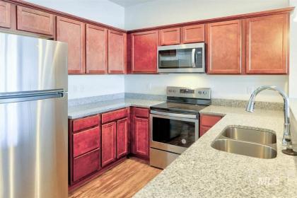 Gabrielle Townhomes - image 4